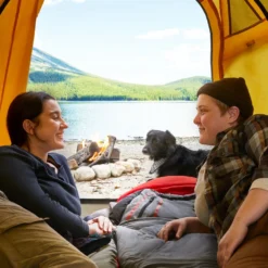 Woods Expedition Banff Lightweight Insulated Cold Weather Mummy Sleeping Bag W/ Compression Sack, -12°C -Wander Camp Shop woods cascade 4 person tent abf6549a 9c89 4ce7 a0a7 d741326f43f4